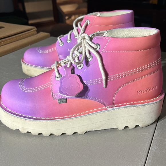 Almost new from the UK: they are sold out on line! - Picture 2 of 5